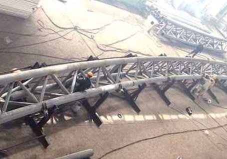 新城镇多功能体育馆案例